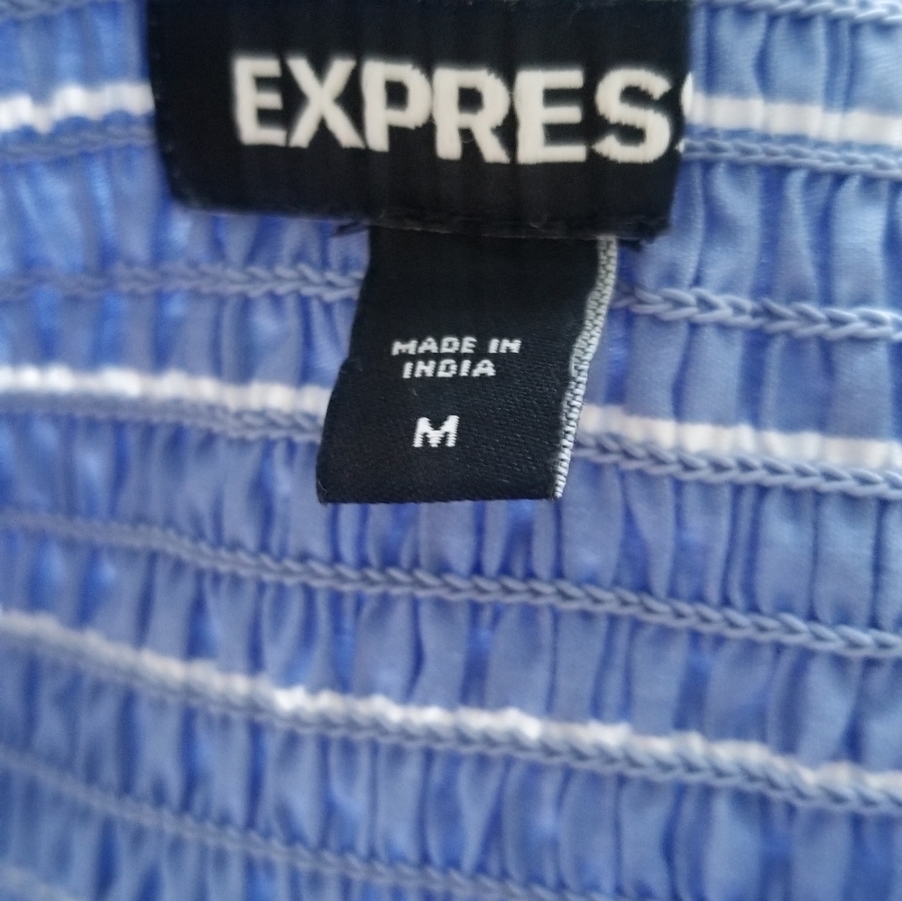 Express Cropped Knit Top - Picture 3 of 4